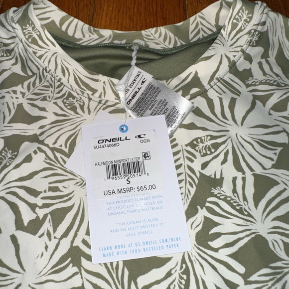 New women’s O'Neill Women's Halfmoon Oxnard Cropped Rash Guard CROP TOP SZ S M L - Picture 7 of 10